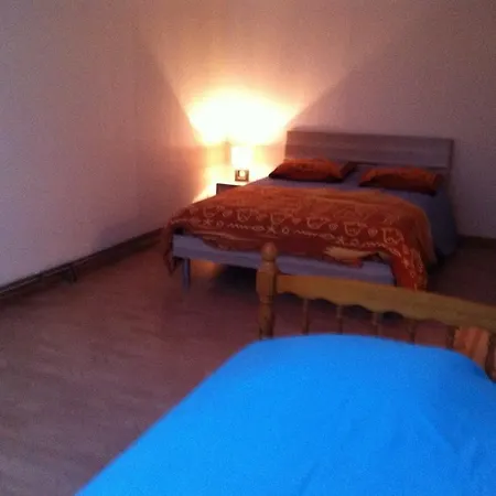 Maison De Vacances Ferienhaus Bourg-Fidele
