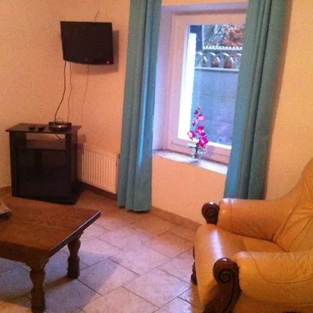 Maison De Vacances * Bourg-Fidele